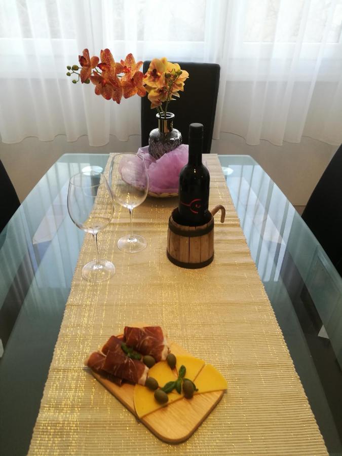 Relax Apartman سبليت المظهر الخارجي الصورة